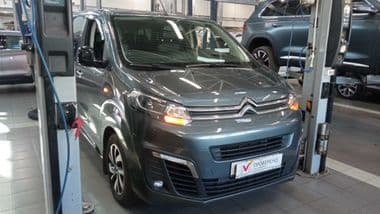 Citroen SpaceTourer 2019 года, 82 945 км - вид 2