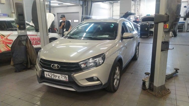 ВАЗ (LADA) Vesta Cross 2019 года, 91 574 км - вид 1