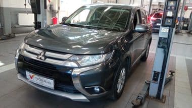 Mitsubishi Outlander 2015 года, 103 242 км - вид 1