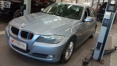BMW 3 серия 2010 года, 245 895 км - вид 1