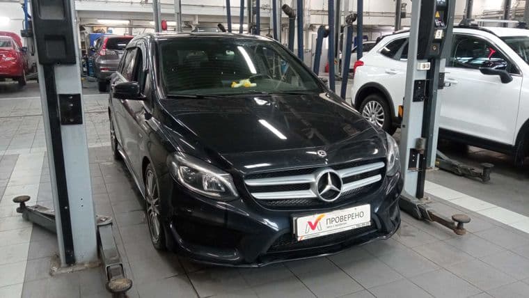 Mercedes-Benz B-класс 2018 года, 127 090 км - вид 2