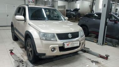 Suzuki Grand Vitara 2008 года, 183 723 км - вид 2