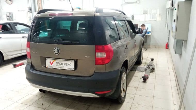 Skoda Yeti, 2011 - вид 2