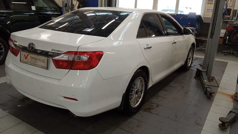 Toyota Camry, 2013 - вид 2