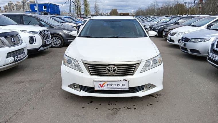 Toyota Camry 2013 года, 213 171 км - вид 2