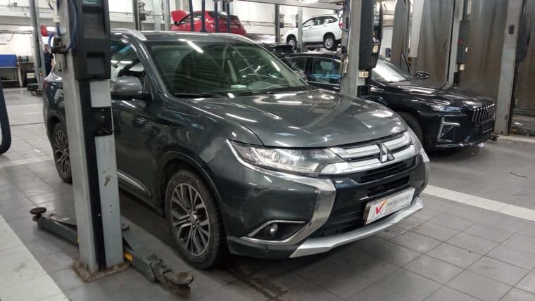 Mitsubishi Outlander, 2018