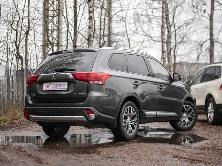 Mitsubishi Outlander 2018 года, 100 731 км - вид 2