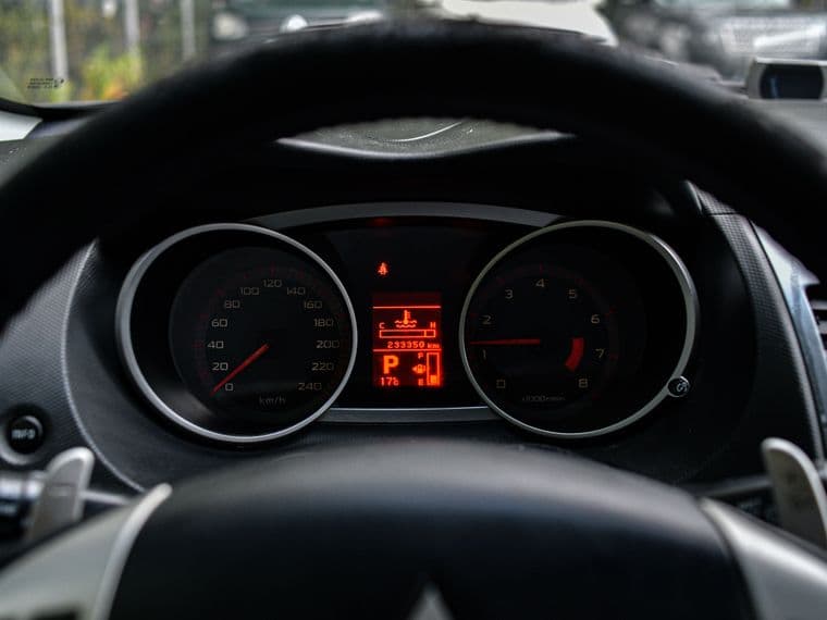Mitsubishi Outlander, 2008 - вид 4