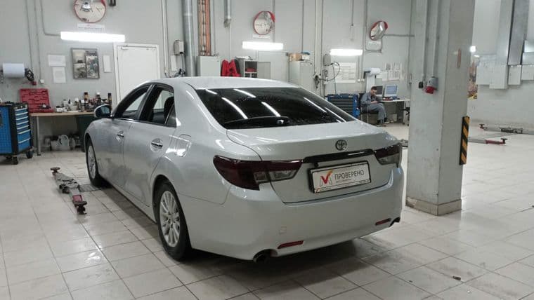 Toyota Mark X, 2016 - вид 3