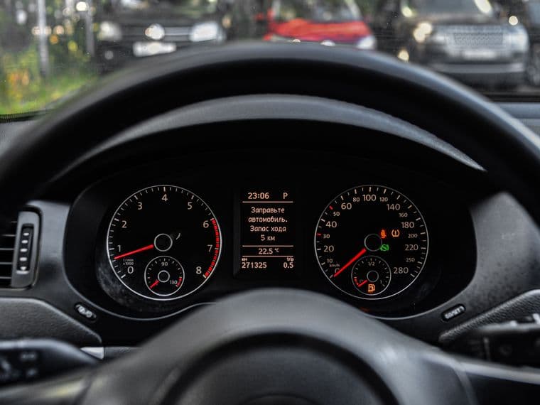 Volkswagen Jetta, 2013 - вид 4