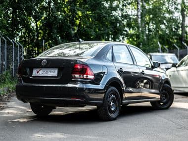 Volkswagen Polo 2017 года, 107 796 км - вид 2