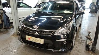 KIA Rio 2018 года, 72 395 км - вид 1