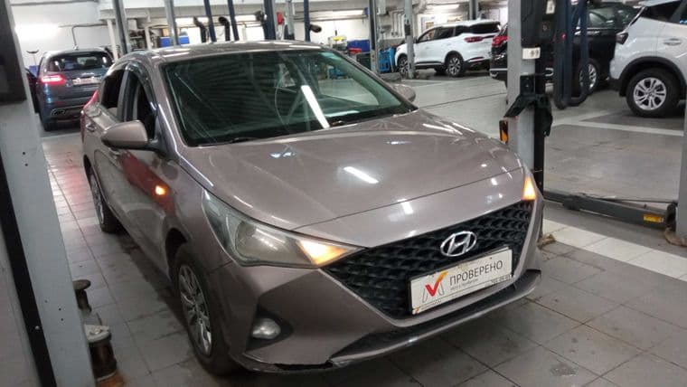 Hyundai Solaris 2021 года, 211 326 км - вид 2