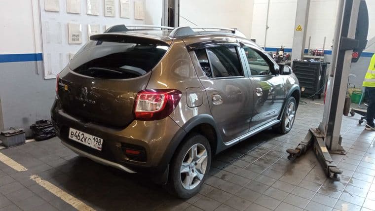 Renault Sandero Stepway, 2018 - вид 2