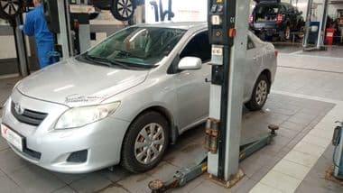 Toyota Corolla 2007 года, 232 023 км - вид 1