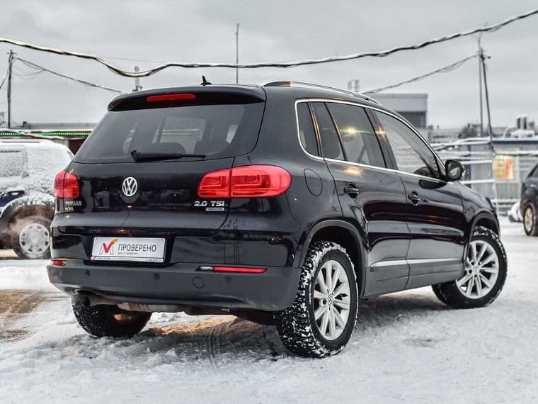 Volkswagen Tiguan 2013 года, 211 936 км - вид 2