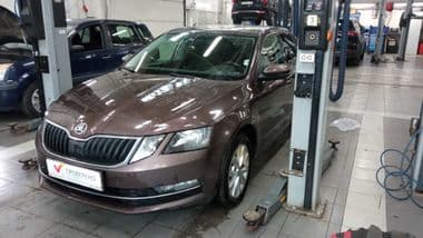Skoda Octavia 2017 года, 270 098 км - вид 1