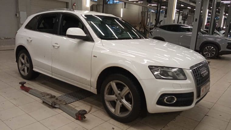 Audi Q5 2010 года, 234 726 км - вид 2