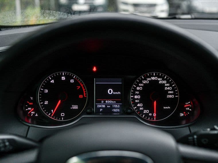 Audi Q5, 2010 - вид 4
