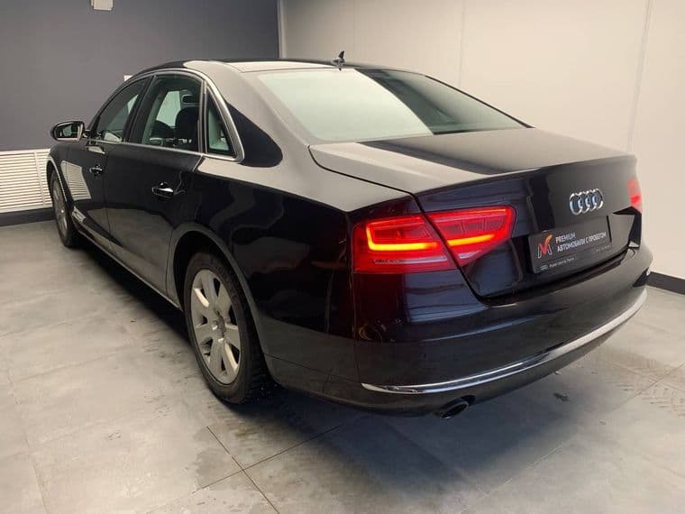 Audi A8, 2011 - вид 4