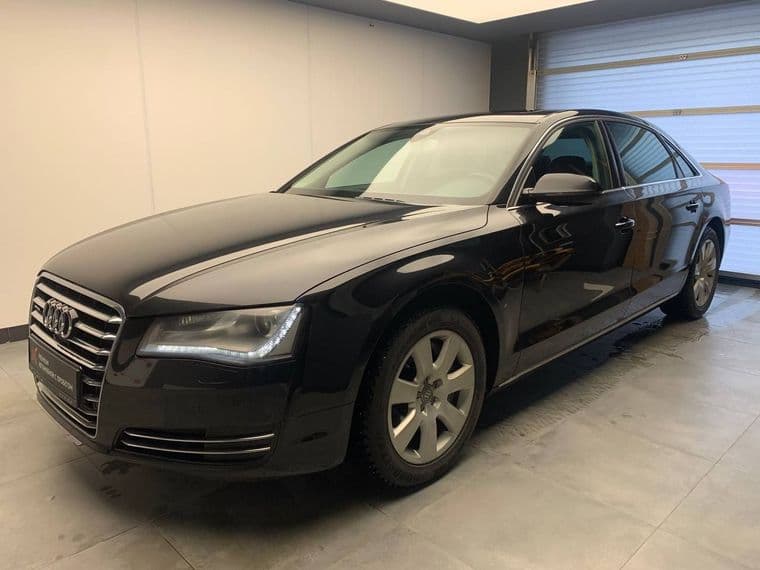 Audi A8, 2011