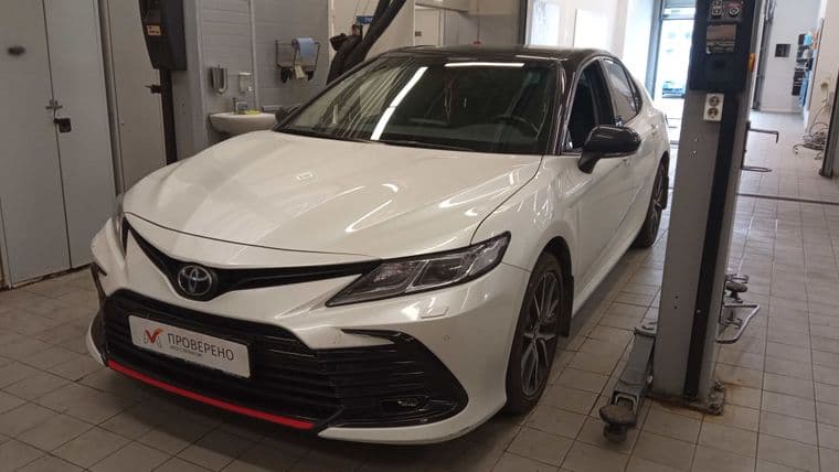 Toyota Camry, 2021 - вид 1