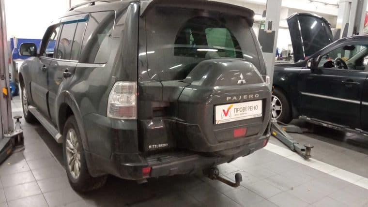 Mitsubishi Pajero, 2018 - вид 3