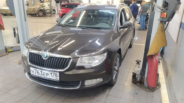 Skoda Superb, 2012