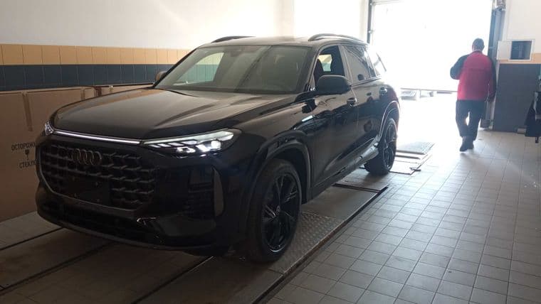 Audi Q6, 2025