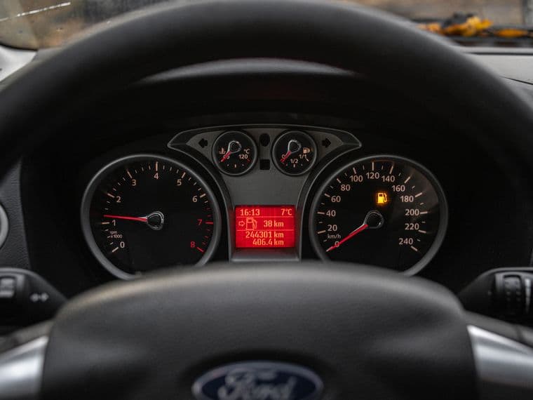Ford Focus, 2009 - вид 4
