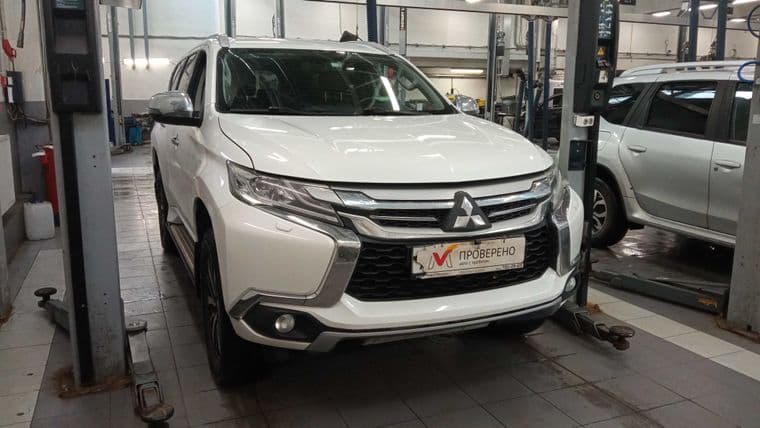 Mitsubishi Pajero Sport 2017 года, 202 911 км | VIN 01554 - вид 2