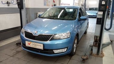 Skoda Rapid 2017 года, 115 000 км - вид 1