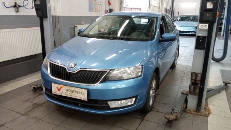 Skoda Rapid 2017 года, 115 000 км - вид 1