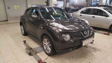 Nissan Juke 2013 года, 187 000 км - вид 2
