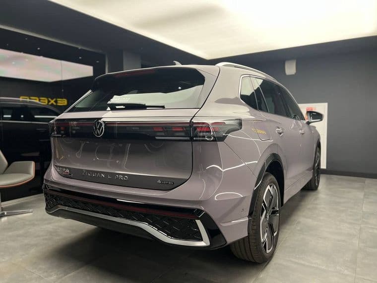 Volkswagen Tiguan L, 2024 - вид 2