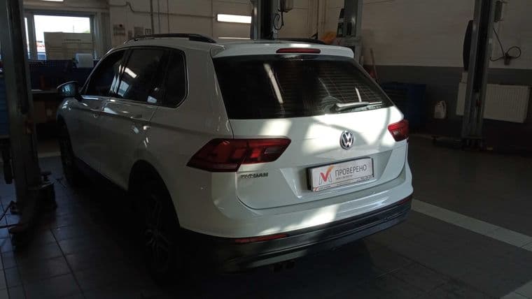 Volkswagen Tiguan, 2020 - вид 3