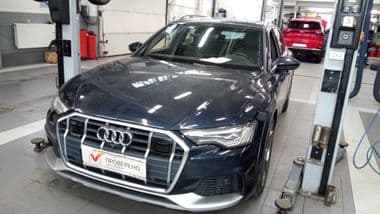 Audi A6 Allroad Quattro 2020 года, 41 000 км - вид 1