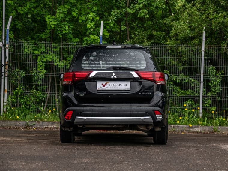 Mitsubishi Outlander, 2018 - вид 3