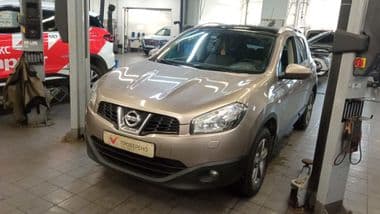 Nissan Qashqai 2011 года, 235 347 км - вид 1