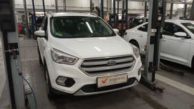 Ford Kuga 2018 года, 134 373 км - вид 2