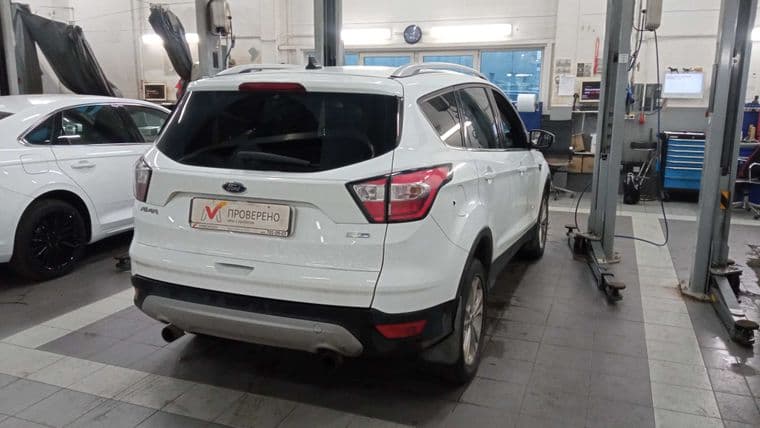 Ford Kuga, 2018 - вид 2