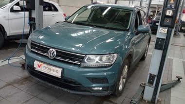 Volkswagen Tiguan 2020 года, 265 459 км - вид 1
