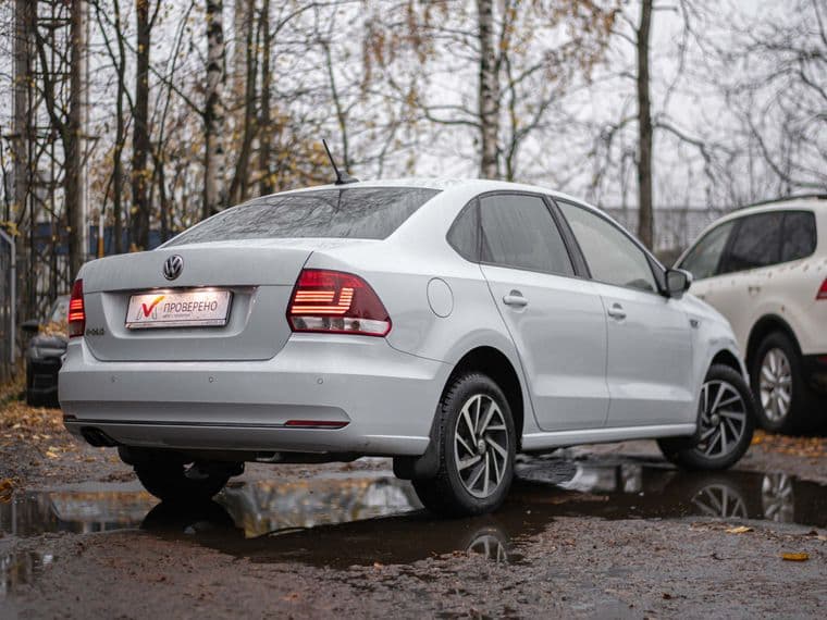 Volkswagen Polo, 2018 - вид 1