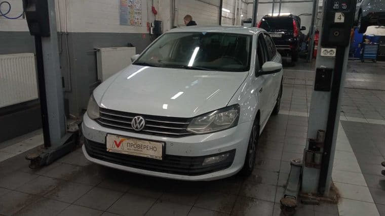 Volkswagen Polo 2018 года, 185 578 км - вид 1