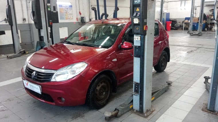 Renault Sandero 2011 года, 194 812 км - вид 1