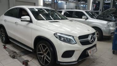 Mercedes-Benz GLE-класс Coupe 2018 года, 184 062 км - вид 2