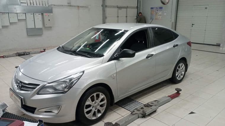 Hyundai Solaris 2015 года, 167 700 км - вид 1