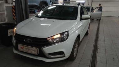 ВАЗ (LADA) Vesta 2017 года, 102 500 км - вид 1
