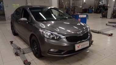 KIA Cerato 2013 года, 215 056 км - вид 2