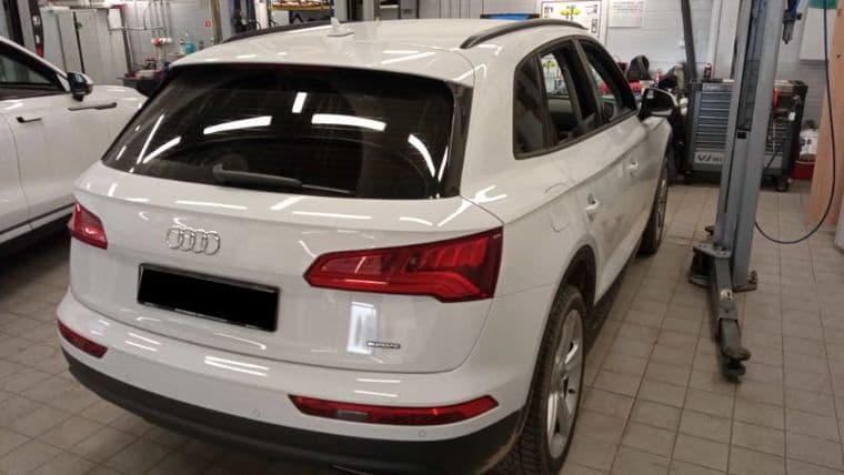Audi Q5, 2018 - вид 2